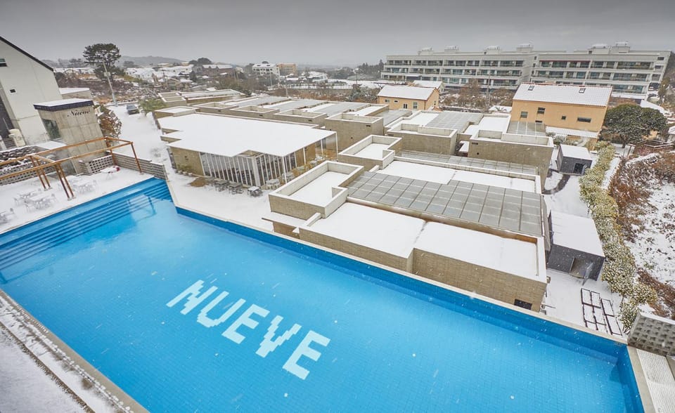 Pool view, Sea view, Swimming pool