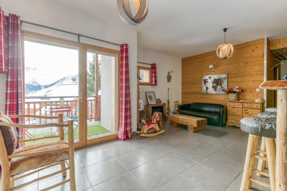 Property building, Living room