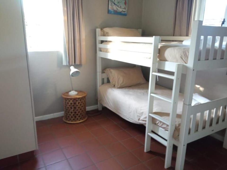 Cannon Rocks Beach Cabins Cabin in Eastern Cape