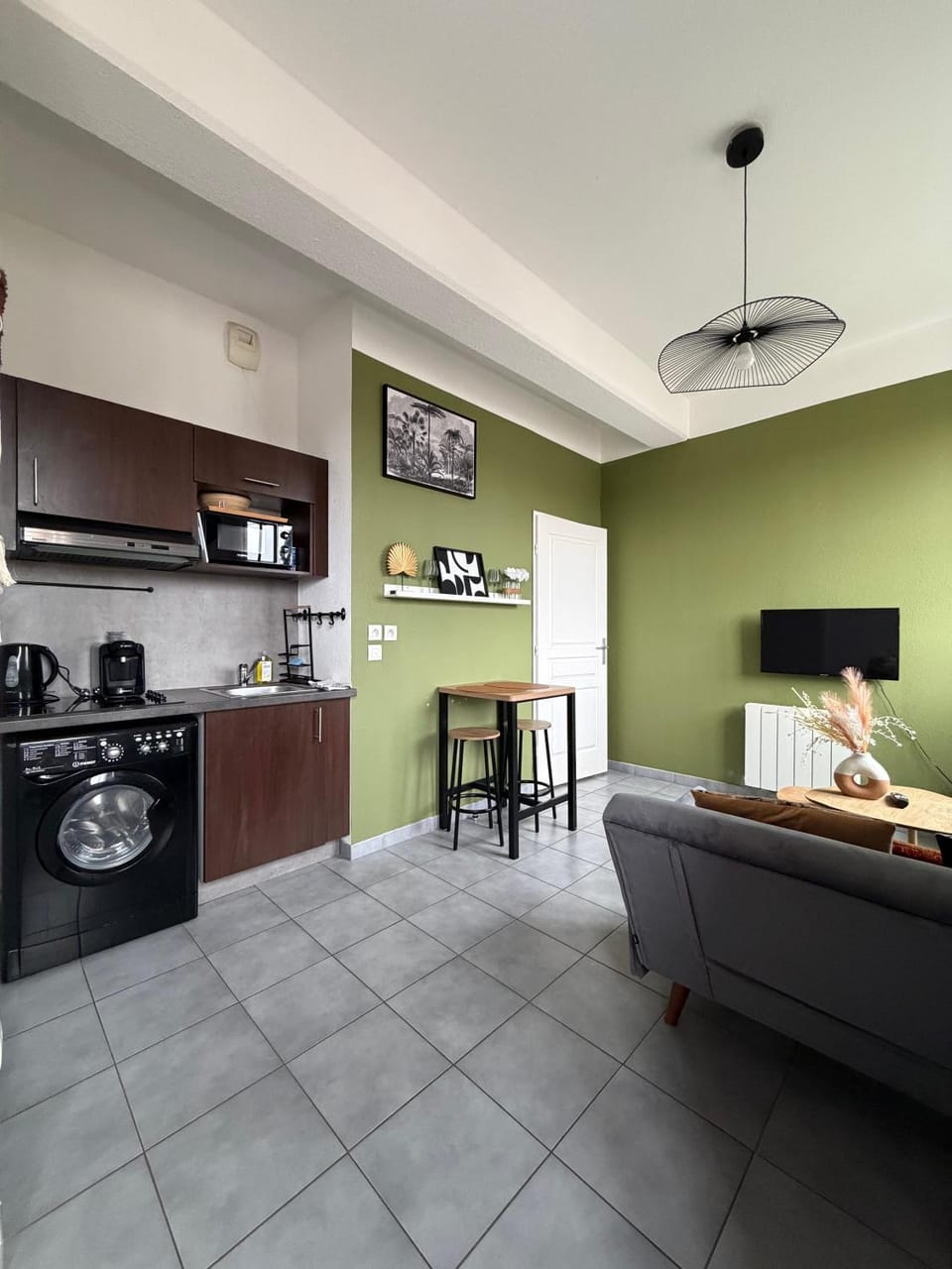 Living room, kitchen