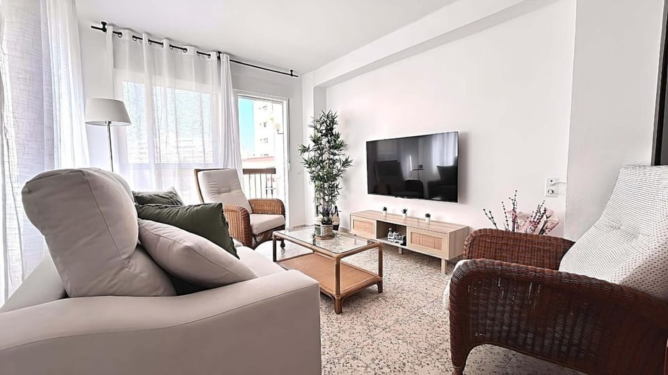 TV and multimedia, Living room, Photo of the whole room, Seating area, heating, internet, air conditioner
