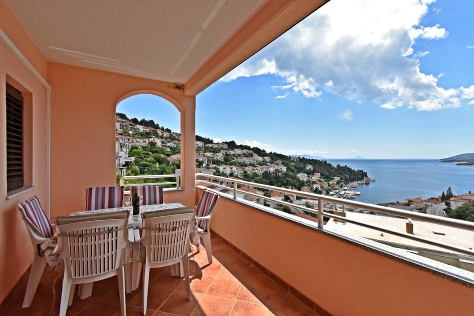 Sunset Apartment - Sea View & Parking Apartment in Istria County