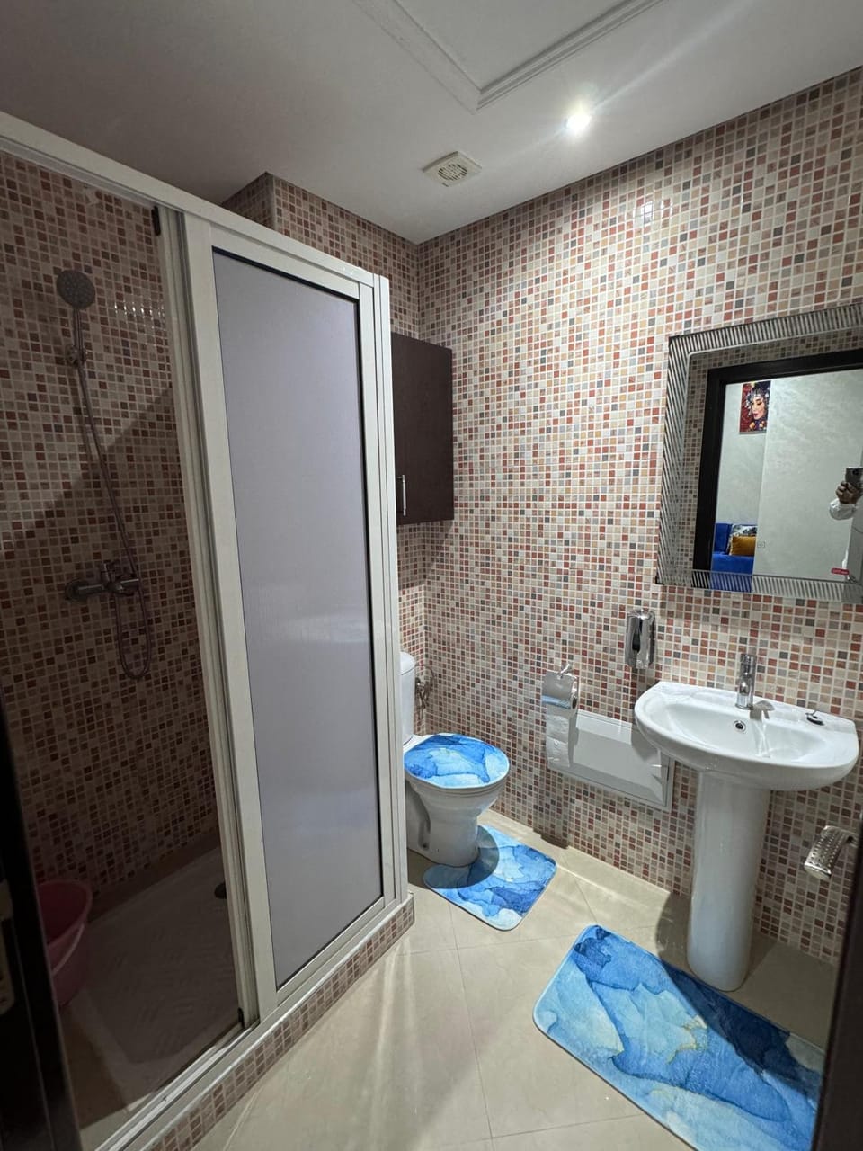 Shower, Toilet, Bathroom