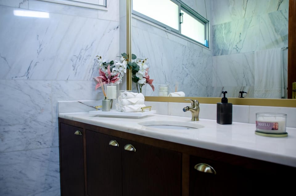 Bathroom, towels