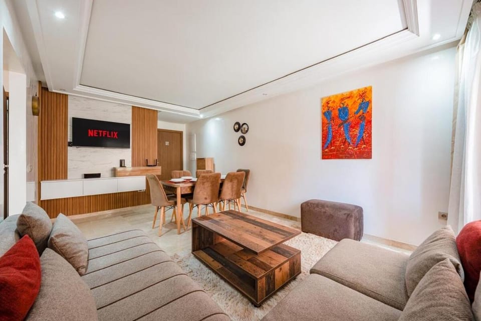 Premium Apartment with Pool, Hammam & Gym Guéliz 12 Apartment in Marrakesh