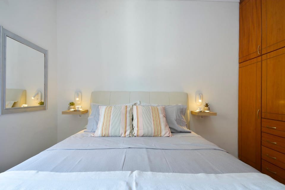 Bed, Bedroom, wardrobe