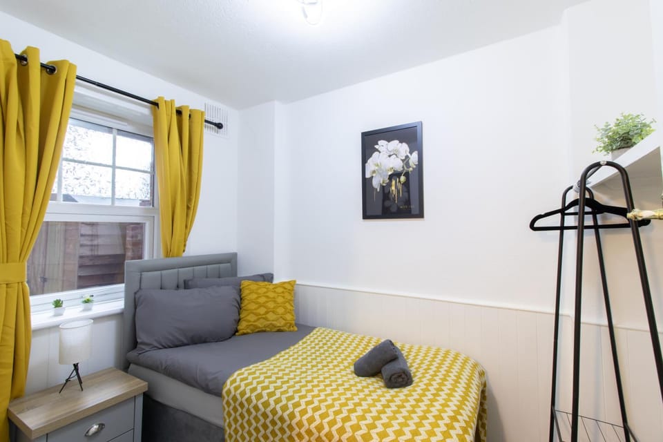 Open Mind Property - Cosy Apartment with 3 Beds Apartment in Portsmouth