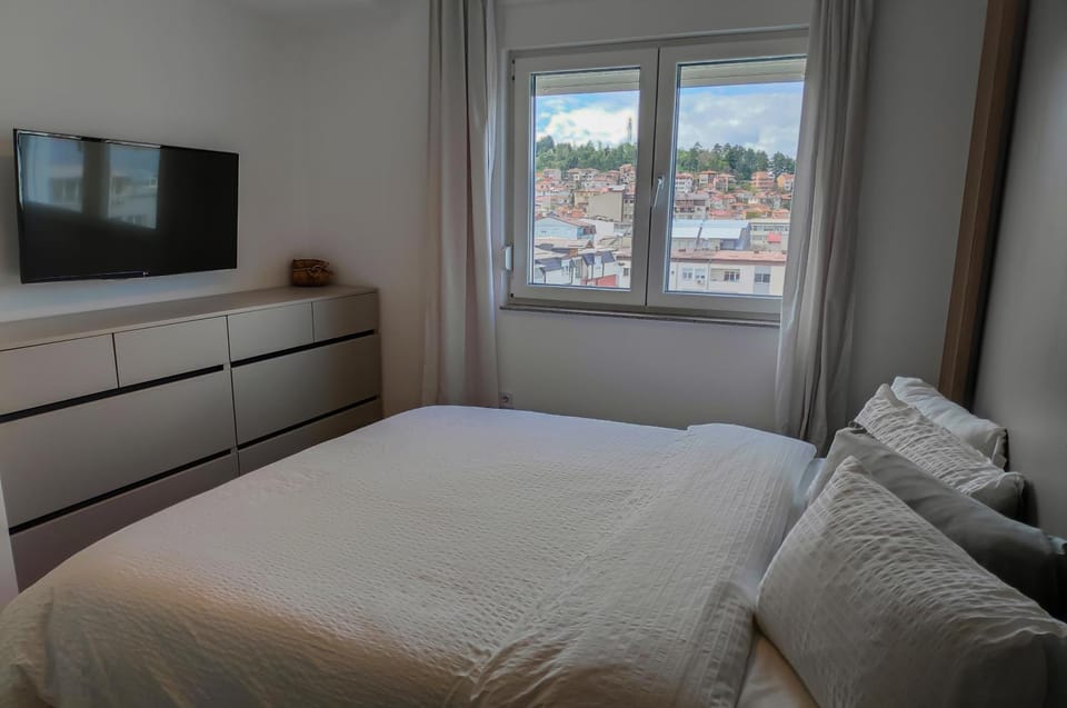 TV and multimedia, Bedroom