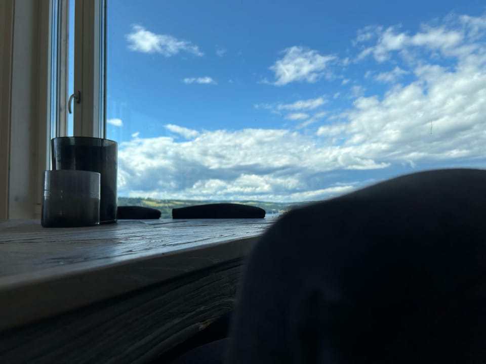 View (from property/room), View (from property/room), Living room, Dining area, Garden view, Garden view, Lake view, Lake view, River view, River view