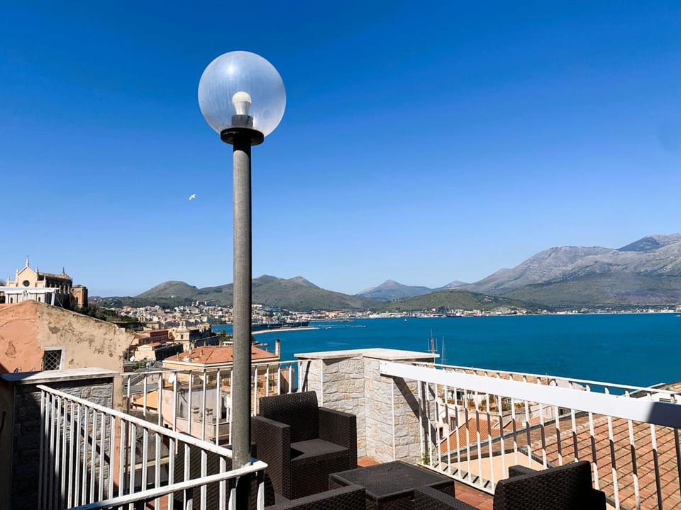 View (from property/room), City view, Landmark view, Sea view