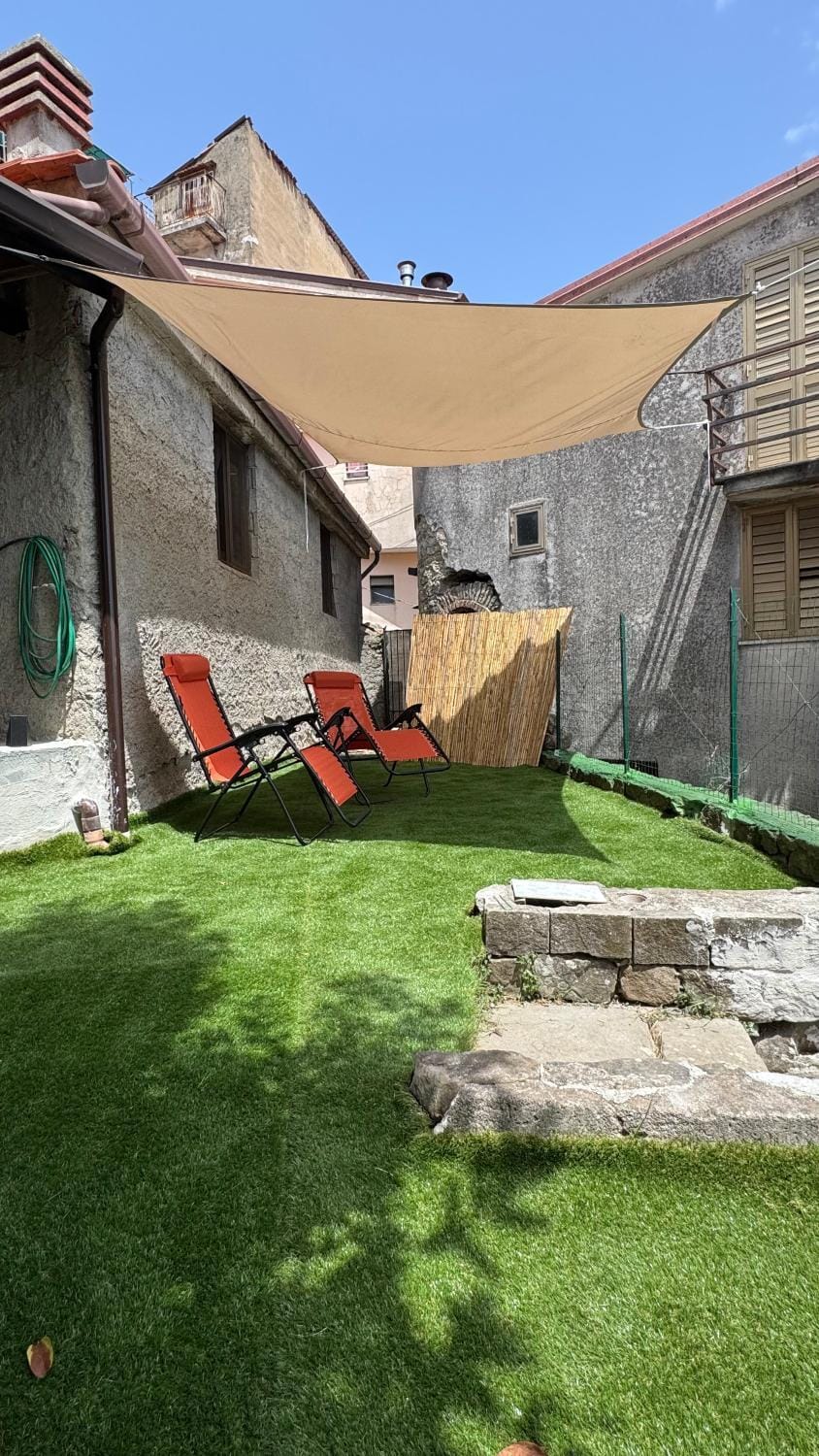 Patio, Garden, sunbed
