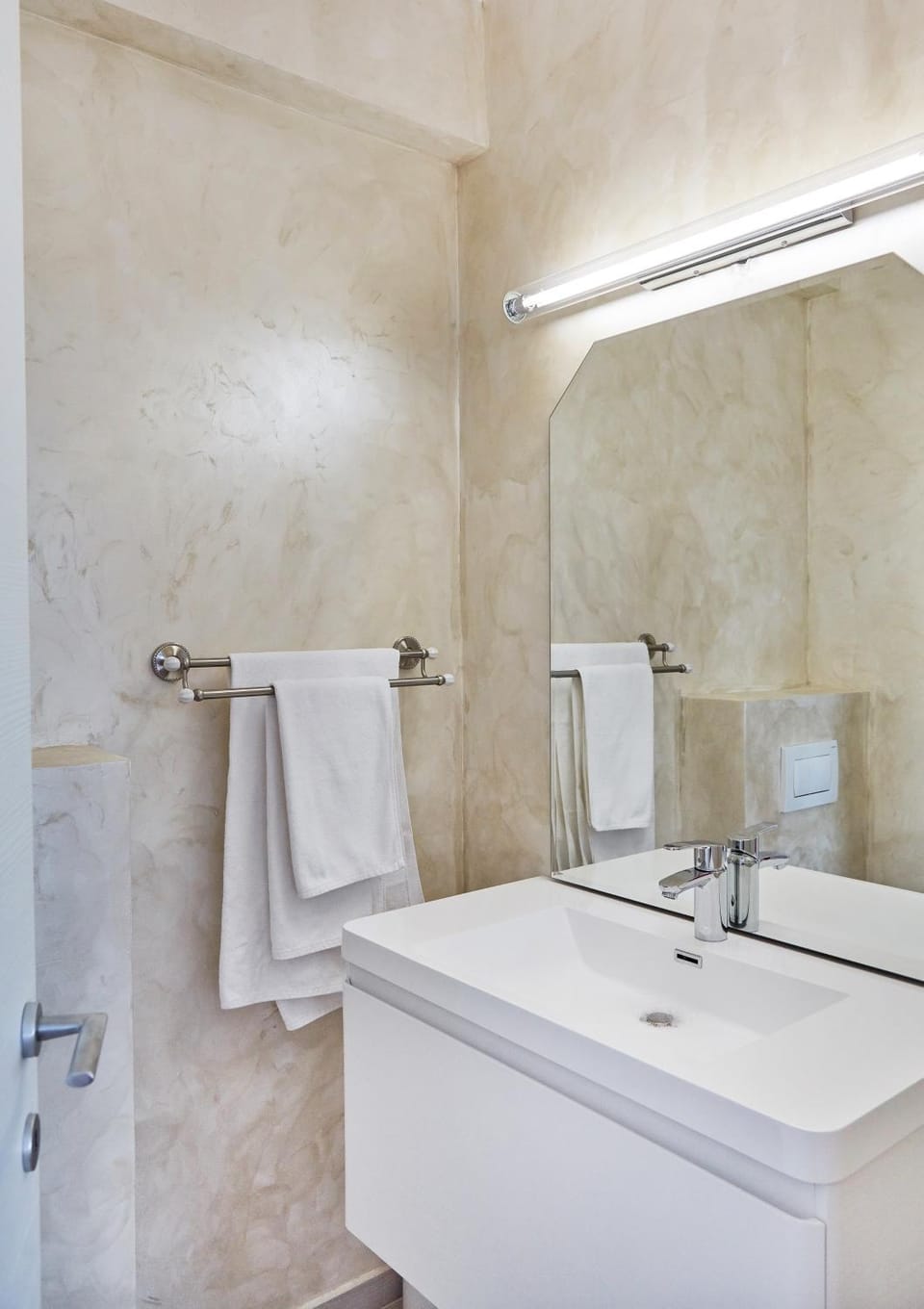 Excelsior Beach House Mamaia Nord Apartment in Constanța County