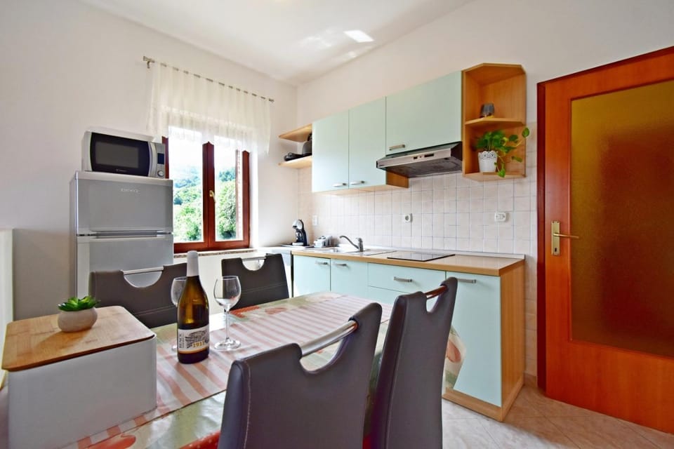 Sunrise Apartment - Sea View & Parking Apartment in Istria County