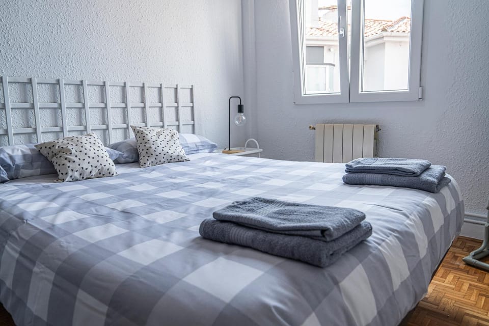 Piso Reformado en el Centro de Santander Apartment in Santander