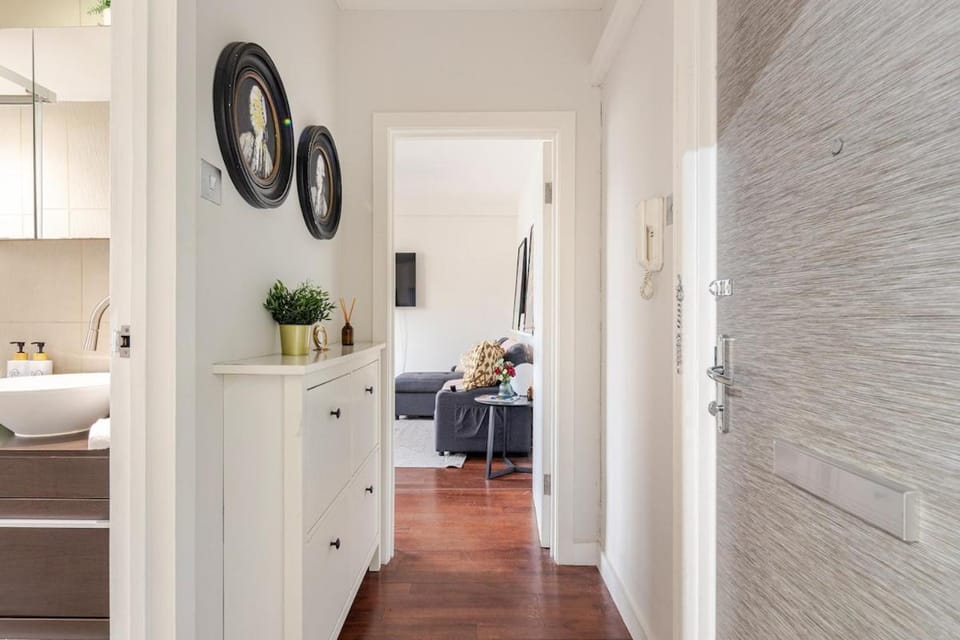 Central stylish 1 bed Hyde Park Apartment in City of Westminster