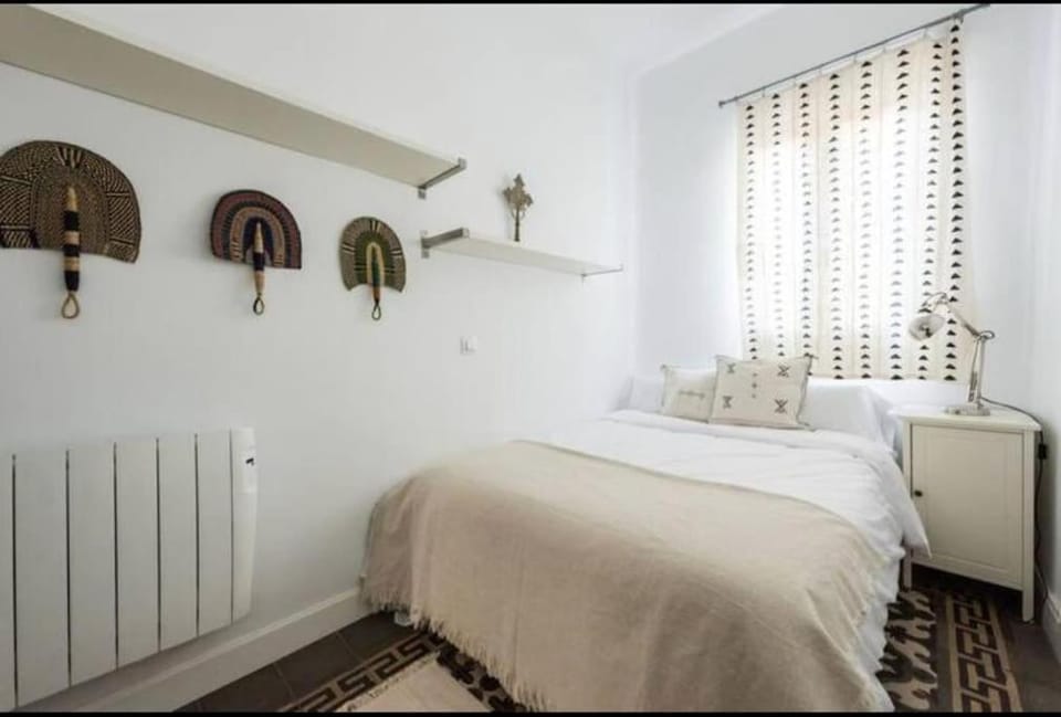 Stylish flat in the Salamanca neighbourhood VELAZ Apartment in Madrid