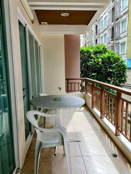Patio, View (from property/room), Balcony/Terrace