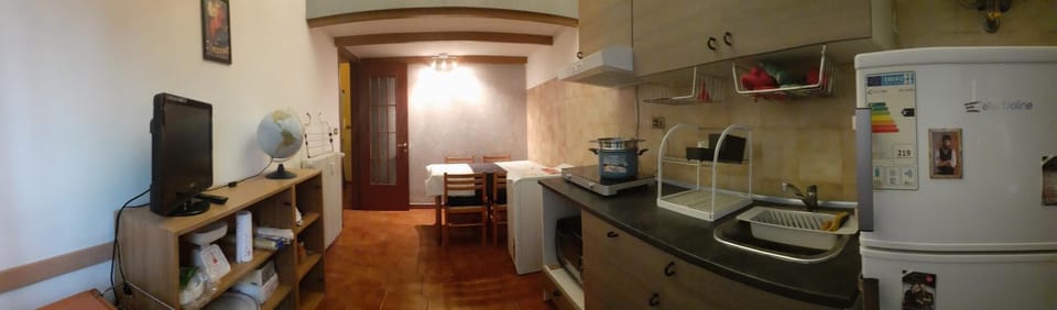 Dinner, kitchen