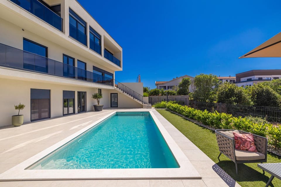 Luxury apartment LaRiv II with pool Apartment in Krk