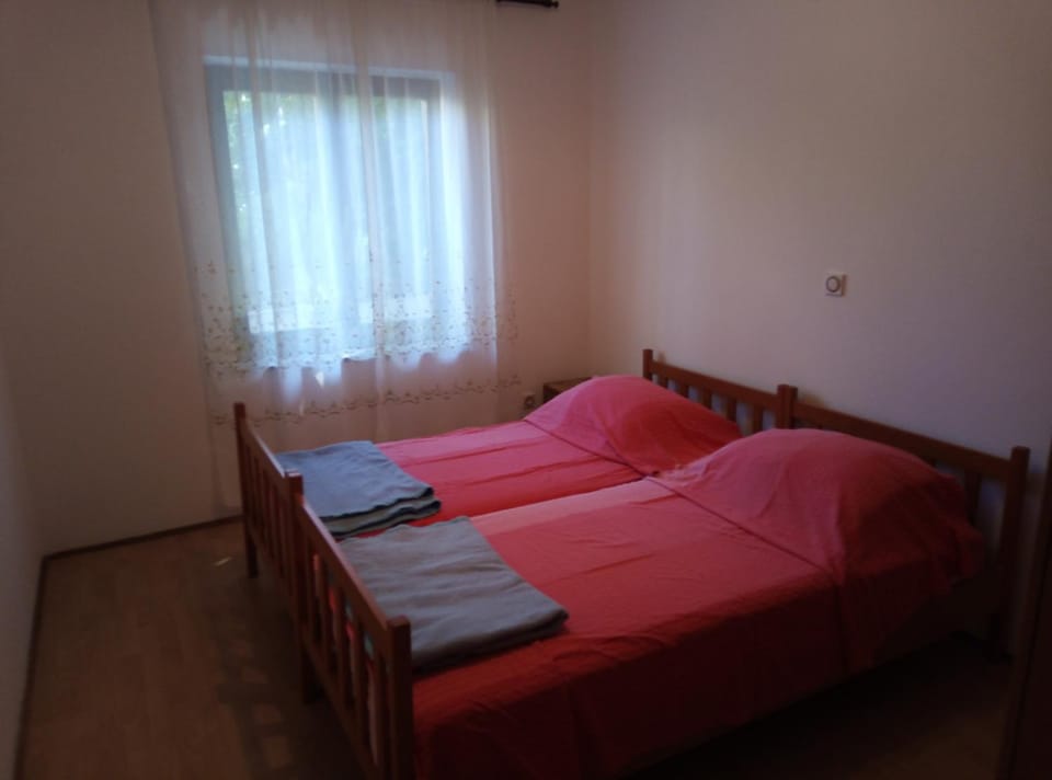Bed, Summer, Photo of the whole room, Bedroom