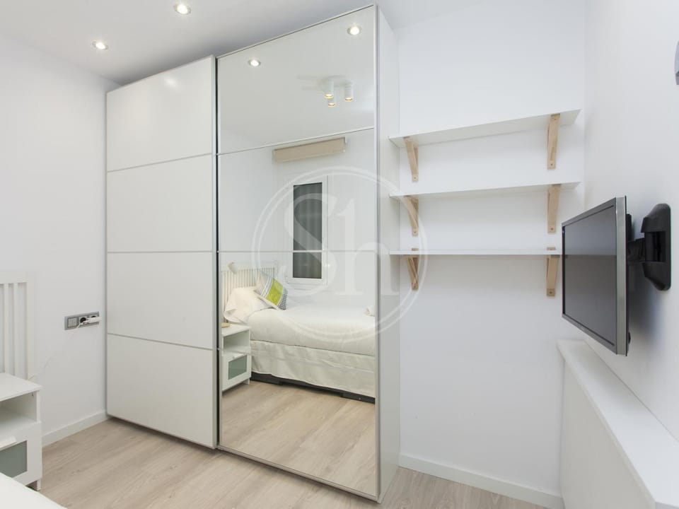 Bed, Photo of the whole room, Bedroom, wardrobe