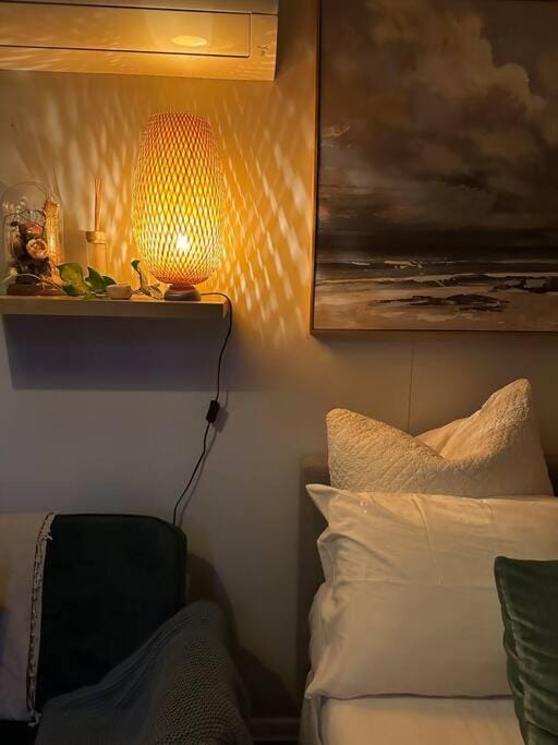 Tiny Home Beach Serenity! House in Sydney