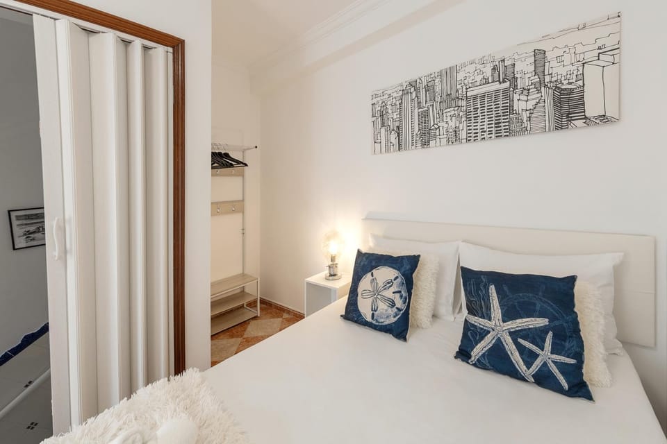 Bed, Bedroom, wardrobe