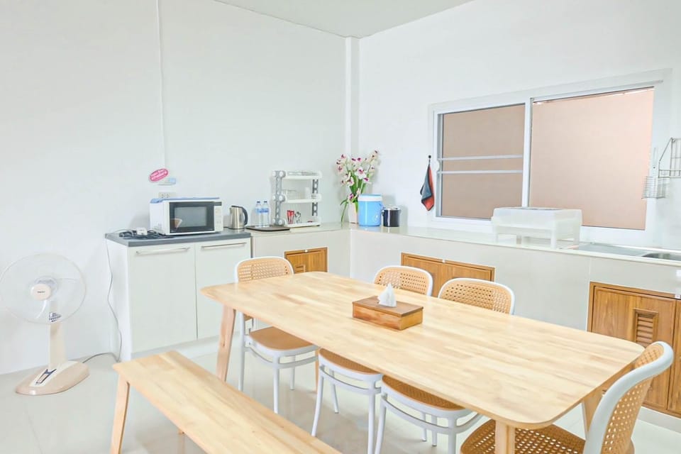 บ้านเลียบโขง นครพนม b2 House in Laos