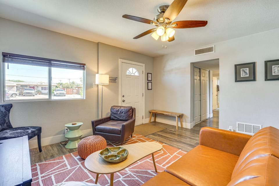 Dog-Friendly North Las Vegas Home ~ 9 Mi to Strip! House in North Las Vegas