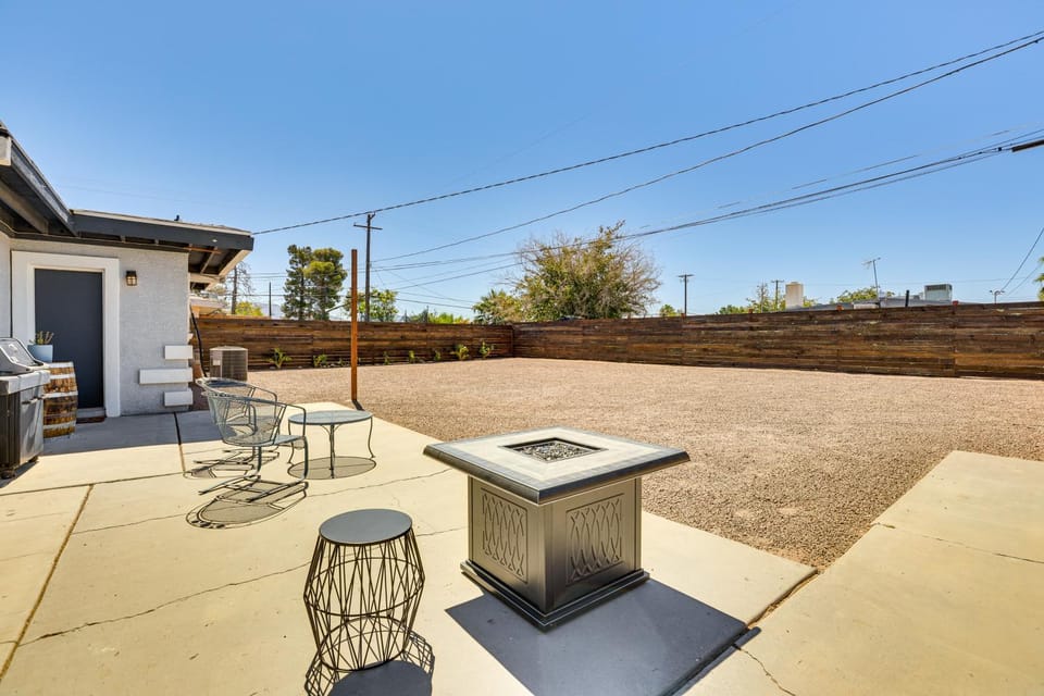 Dog-Friendly North Las Vegas Home ~ 9 Mi to Strip! House in North Las Vegas