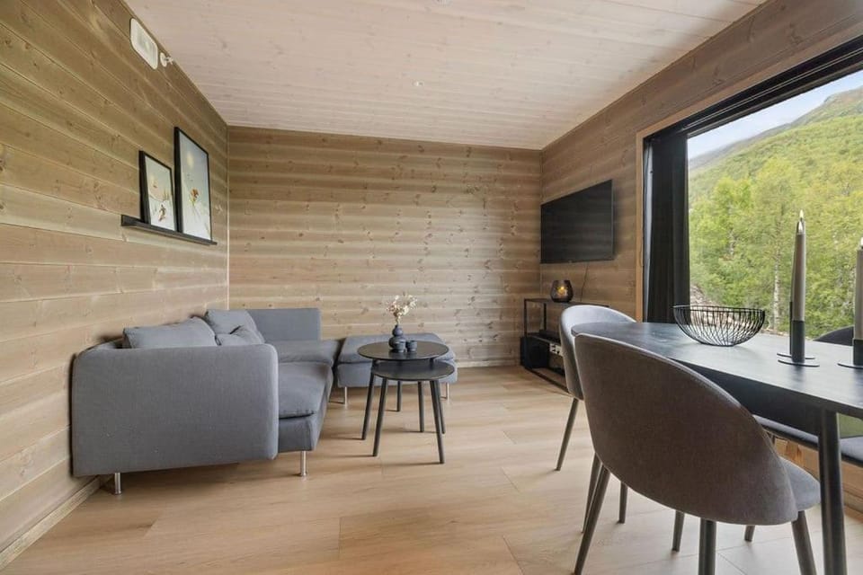 Mountain View Apartment - 102 House in Vestland