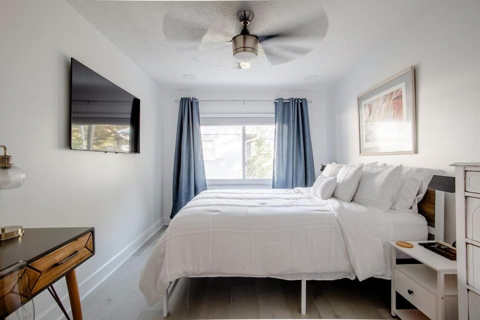 Charming 1-Bedroom Oasis in the Heart of Downtown Apartment in New Port Richey