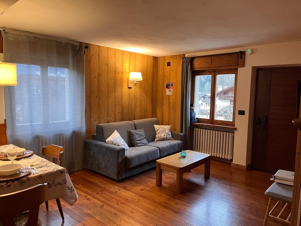 Apartment "SFARIA" near Cortina Apartment in San Vito di Cadore