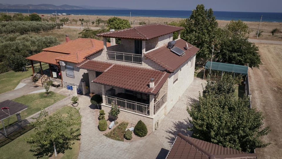 Property building, Natural landscape, Bird's eye view, Sea view