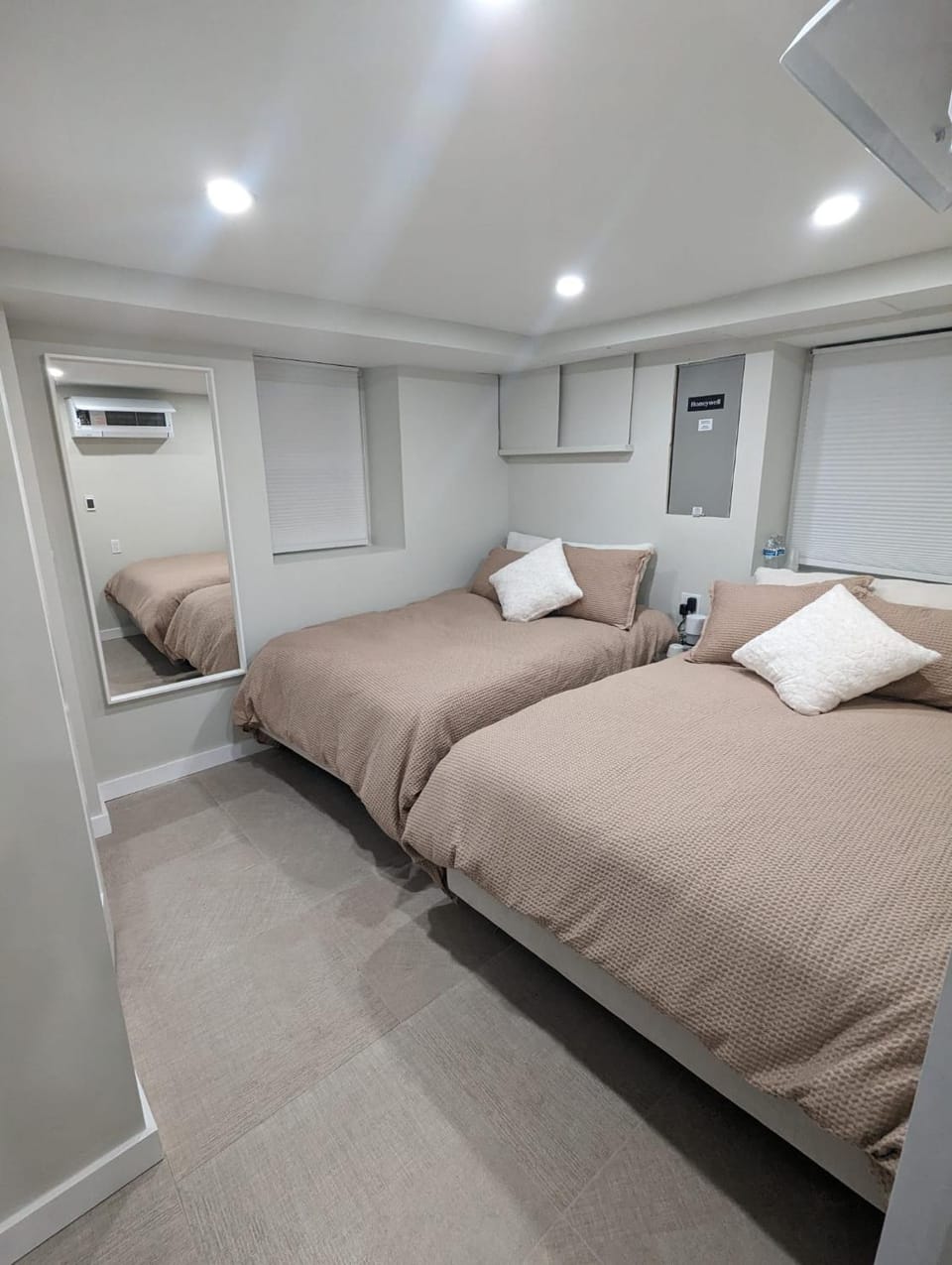Luxury Apt Apartment in Passaic