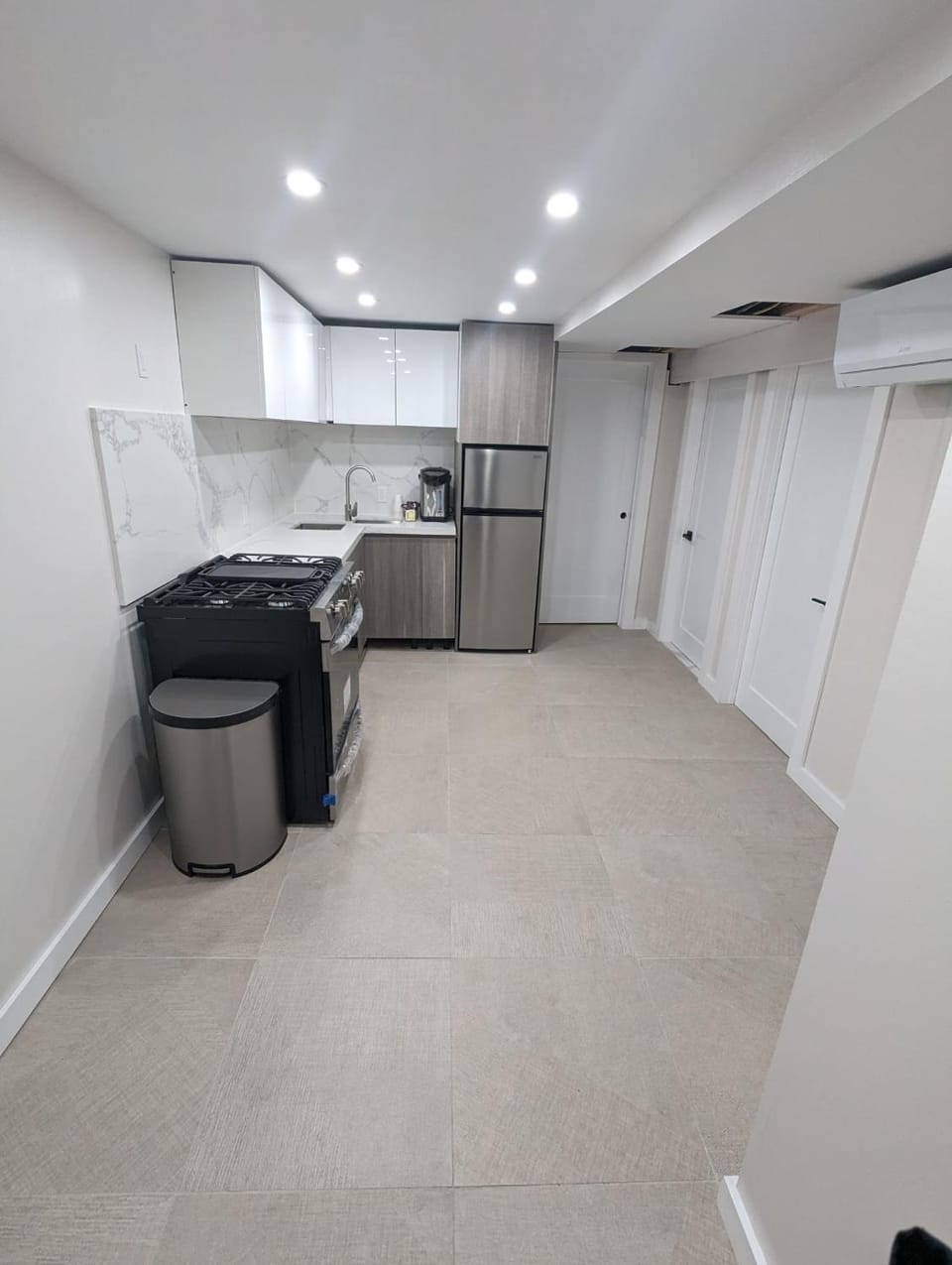 Luxury Apt Apartment in Passaic
