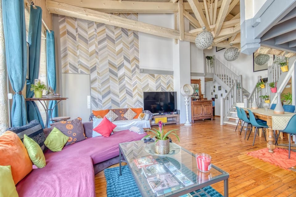 Property building, Living room