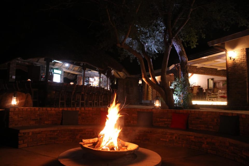 Property building, Night, Lounge or bar, flat iron