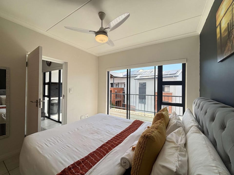 Onyx Oasis Apartment in Dolphin Coast