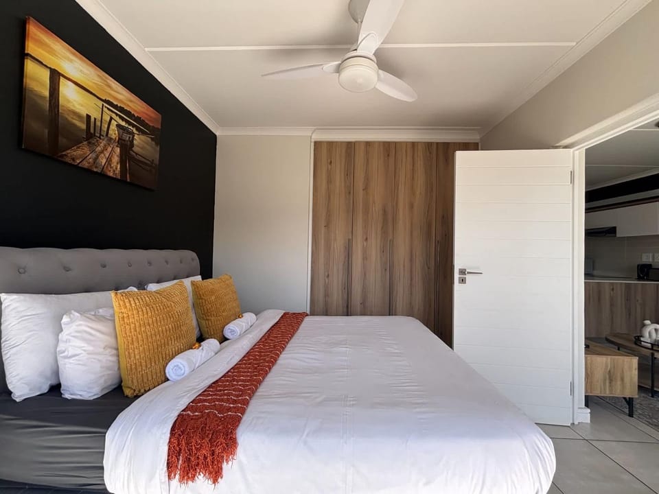Onyx Oasis Apartment in Dolphin Coast