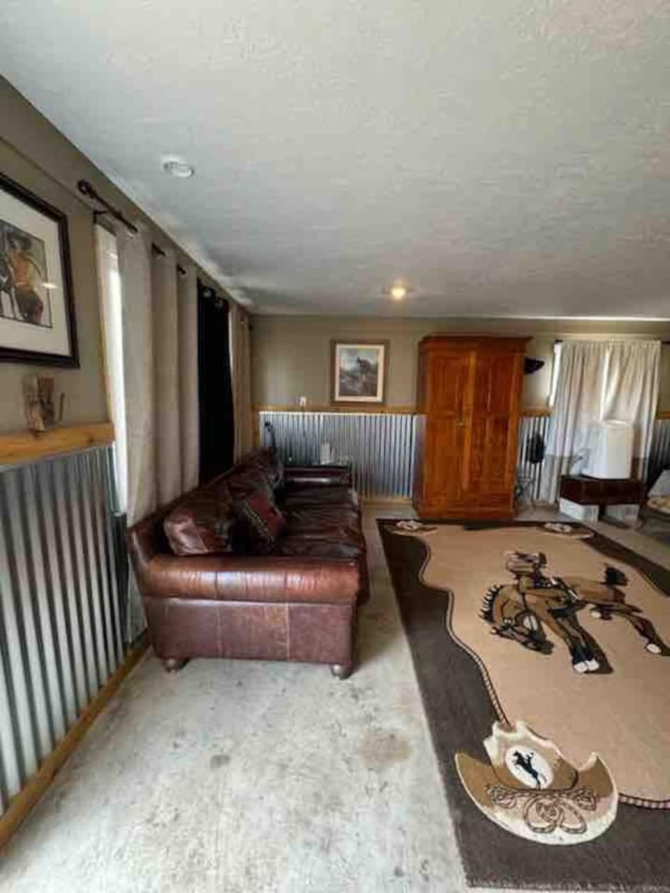 Studio in Downtown Craig Walk to Missouri River Country House in Idaho