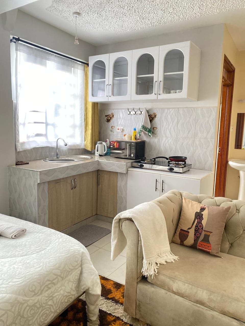 Lucky House Bed and Breakfast in Kenya