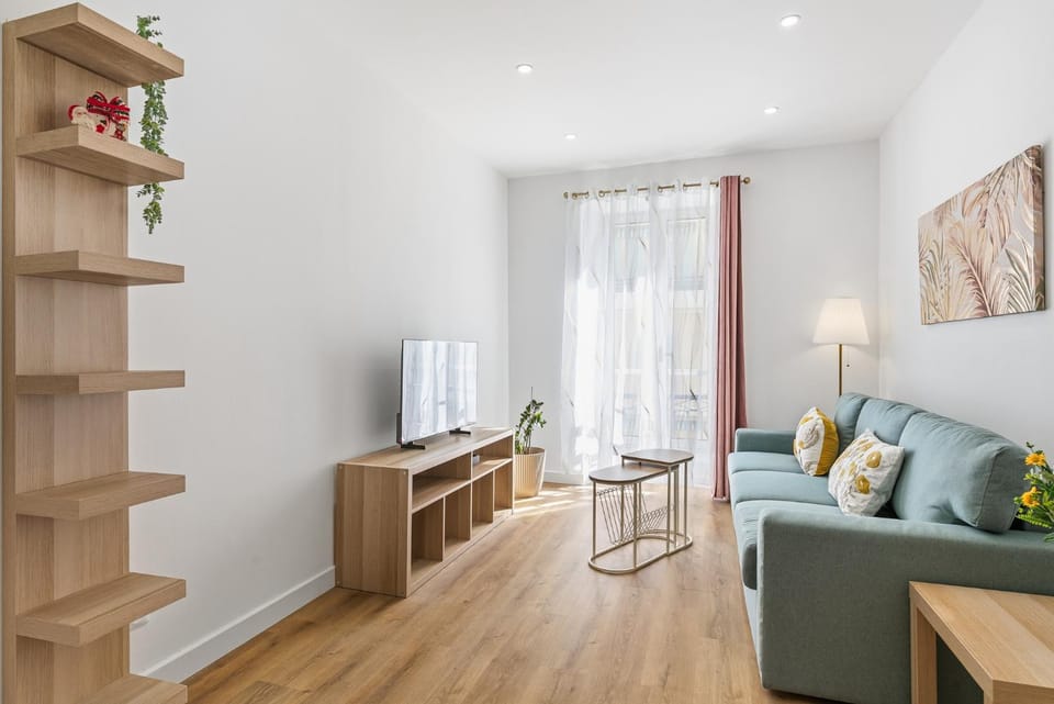 TV and multimedia, Living room, Seating area