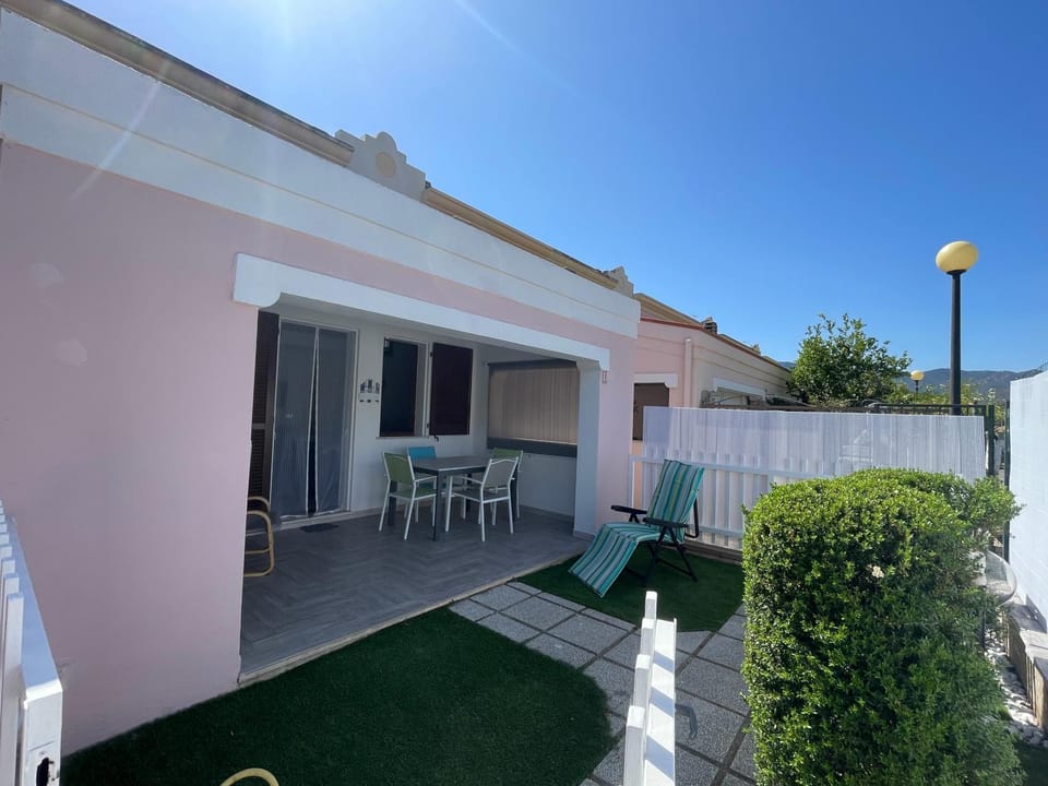 Property building, Garden