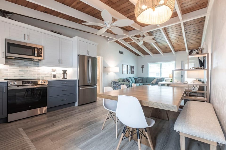 Casa Mar - 44 Premium Plus Villa in Siesta Beach