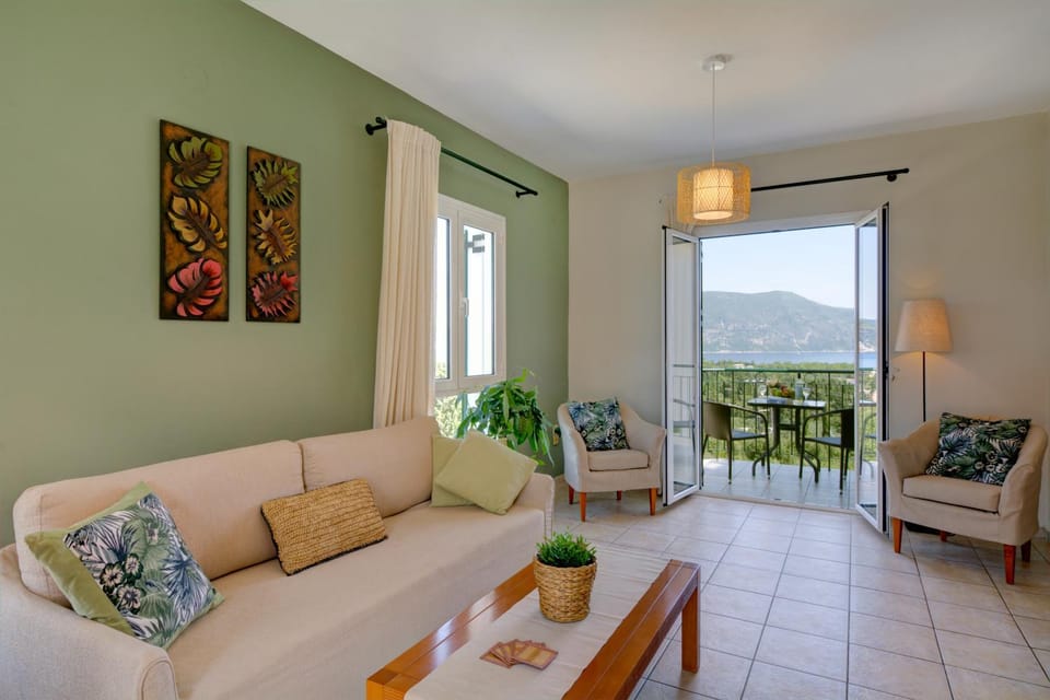 2 Bed Kalokeri Apartment Fiskardo Kefalonia Apartment in Fiskardo