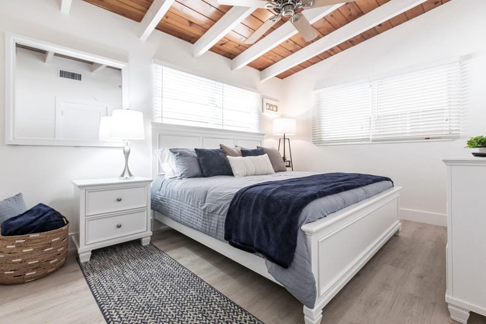 Casa Mar - 14 Premium Villa in Siesta Beach