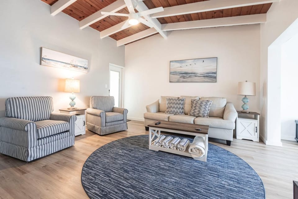 Casa Mar - 54 Premium Villa in Siesta Beach