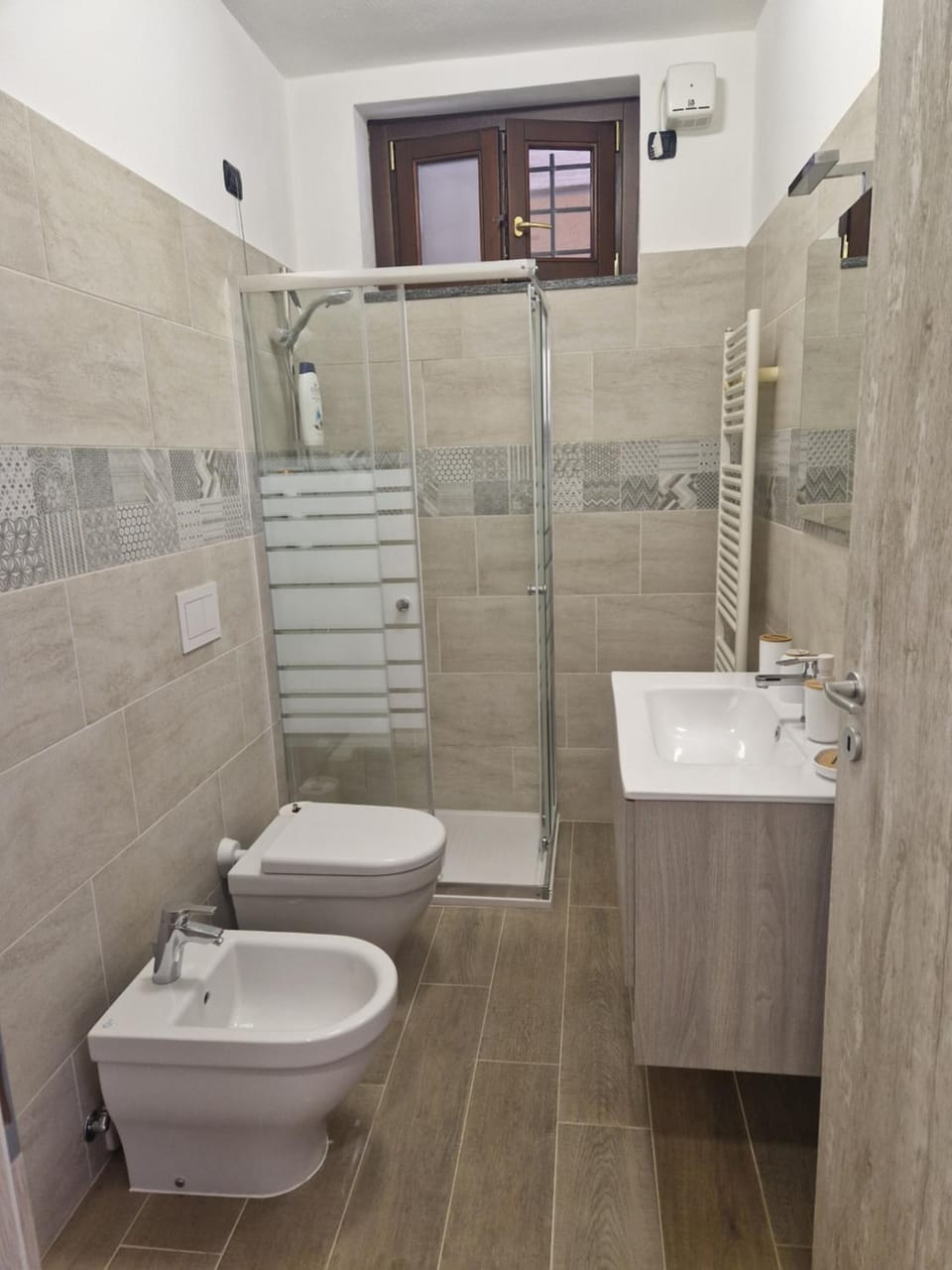 Shower, Toilet, Bathroom, bidet