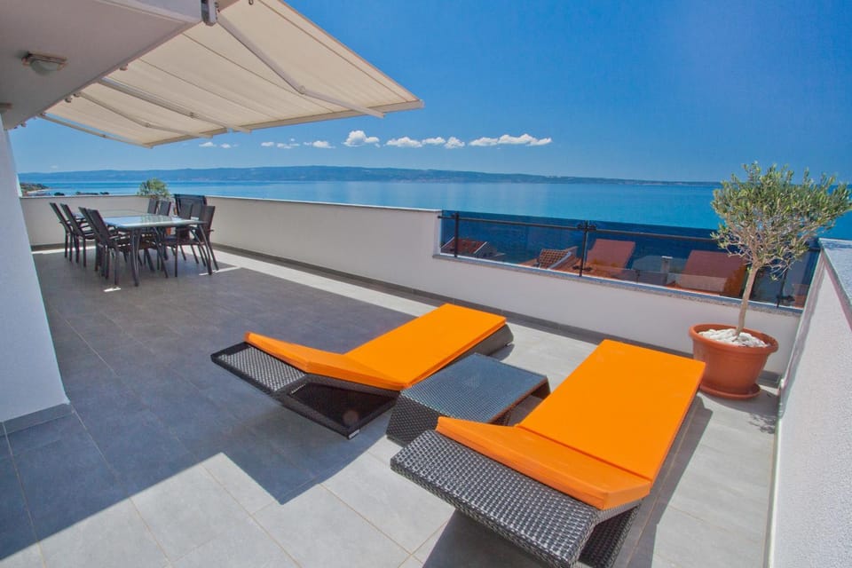 View (from property/room), Balcony/Terrace